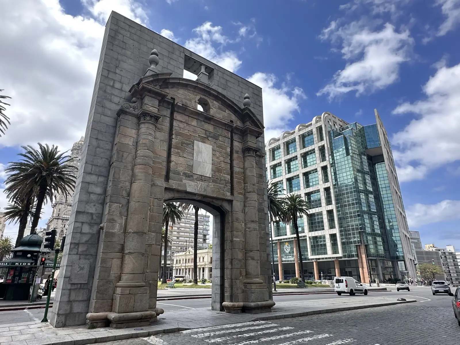 Plaza Independencia, Montevideo